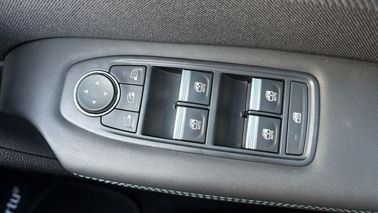 Renault Symbioz 1.6 E-Tech FHEV 145 Iconic Esprit Alpine 5dr Auto Hybrid Estate